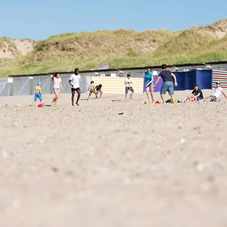 度假居 Duinhuis 131 With Parking By Interhome *