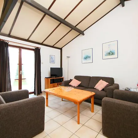 Duinhuis 131 With Parking By Interhome Casa de Férias